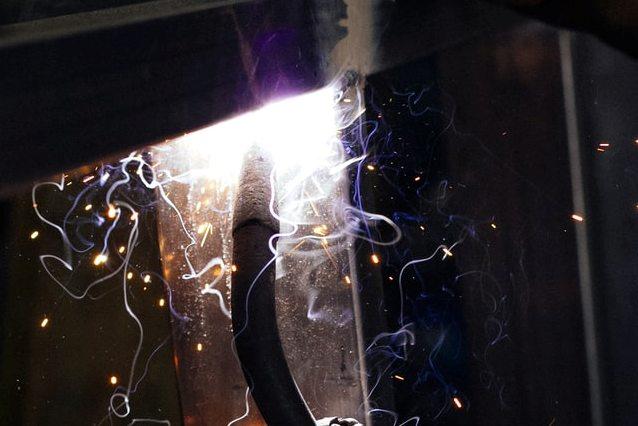 Резчик ручной плазменной резки